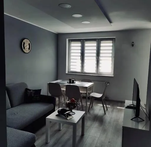 Poniatowskiego Z Parkingiem *